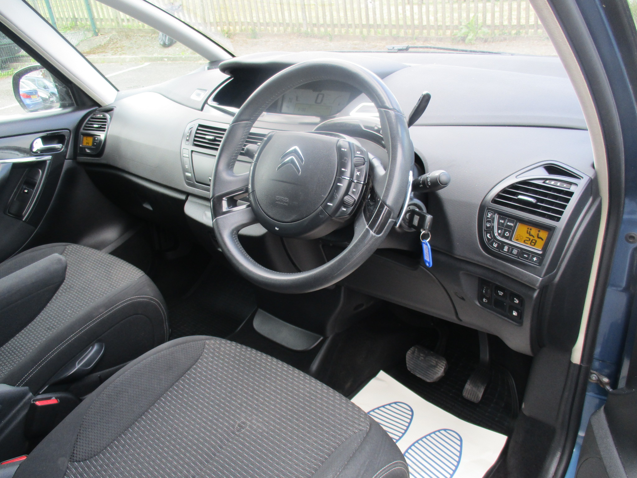 CITROEN C4 GRAND PICASSO 1.6 E-HDI PLATINUM (AUTO) 7 SEATS 2013
